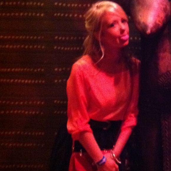 Meet your Posher, Christina - Picture 5 of 16